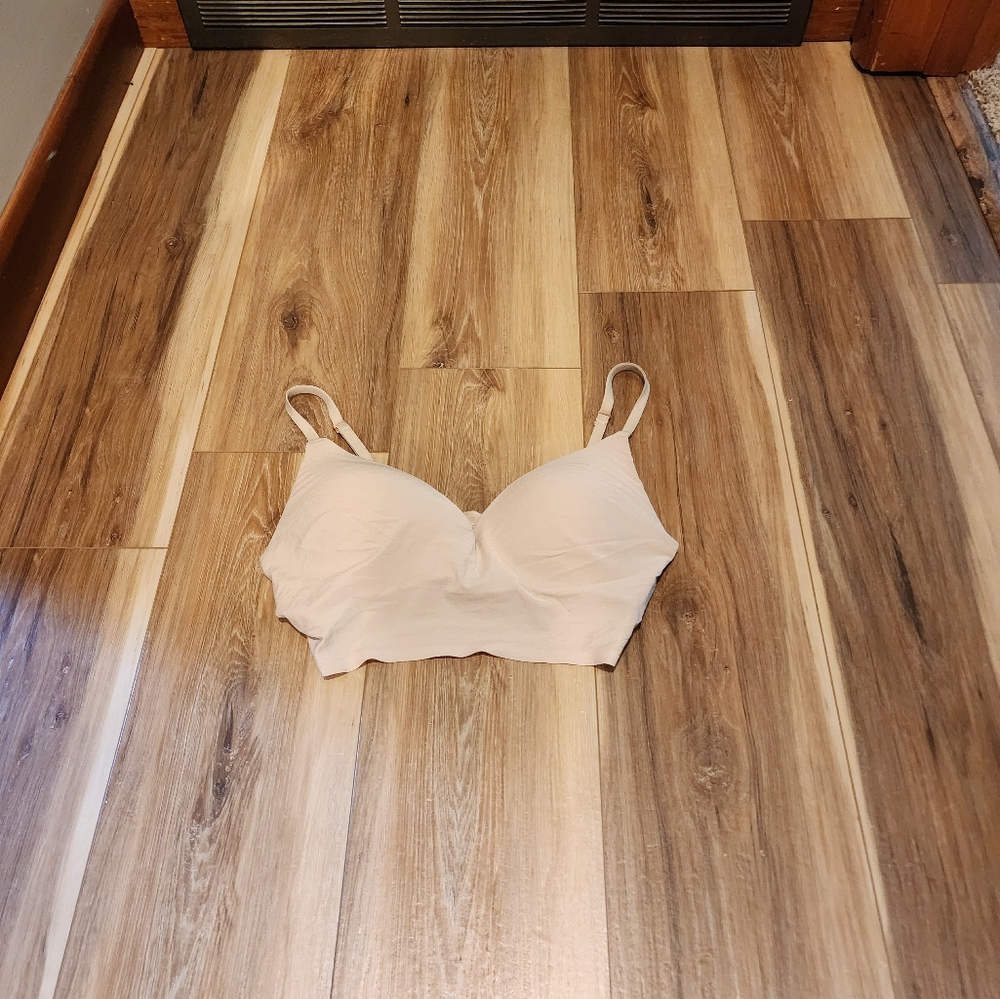 Victoria's Secret Pink Wireless Push Up